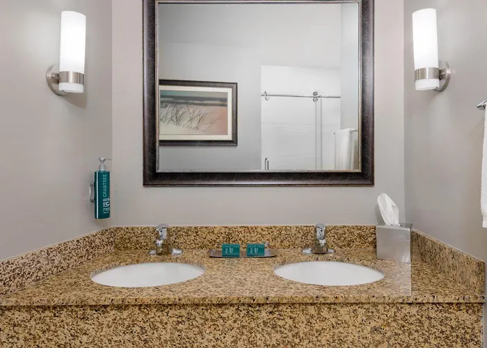 Doubletree By Hilton Hotel West Palm Beach Airport